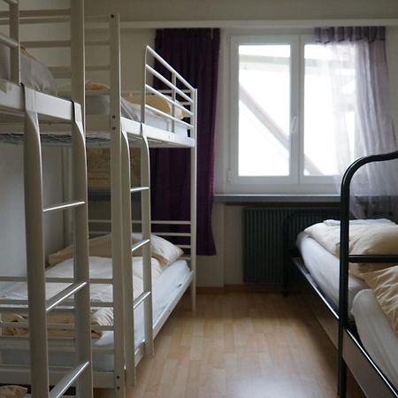 Hotel & Backpackers Zak ชาฟเฮาเซน ภายนอก รูปภาพ