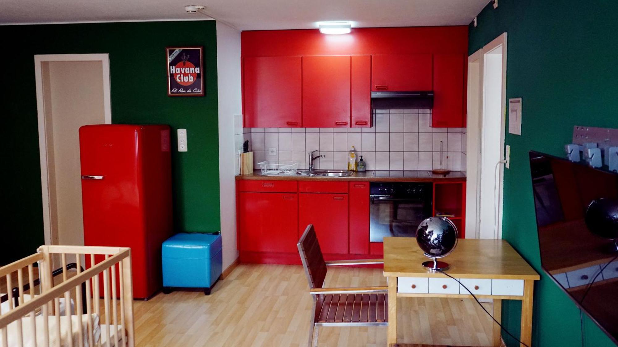 Hotel & Backpackers Zak ชาฟเฮาเซน ภายนอก รูปภาพ