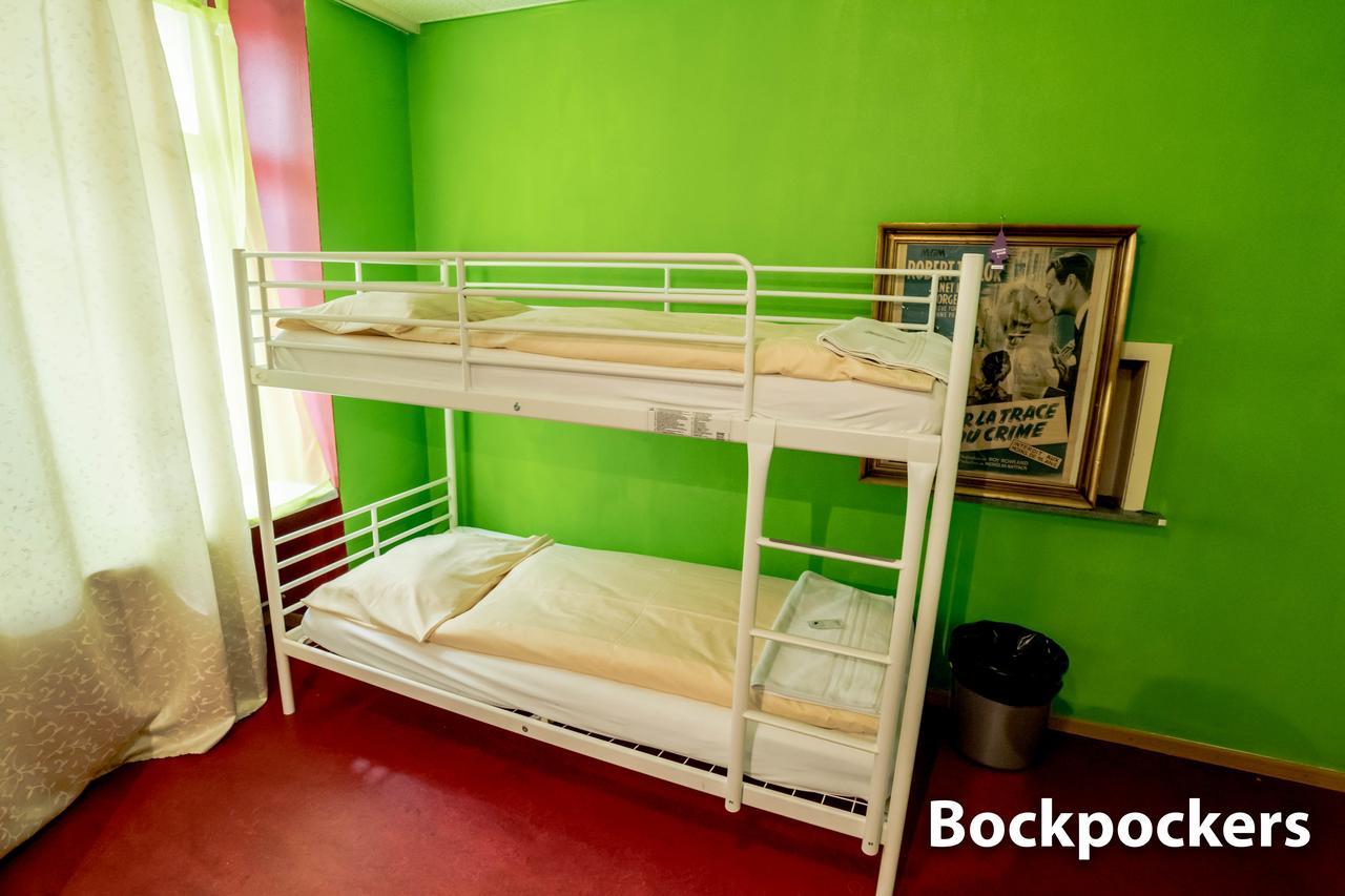 Hotel & Backpackers Zak ชาฟเฮาเซน ภายนอก รูปภาพ
