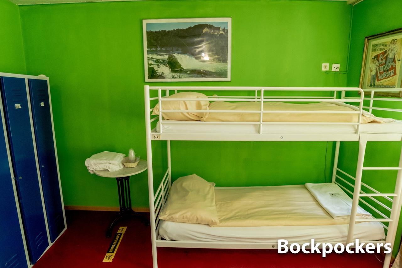 Hotel & Backpackers Zak ชาฟเฮาเซน ภายนอก รูปภาพ